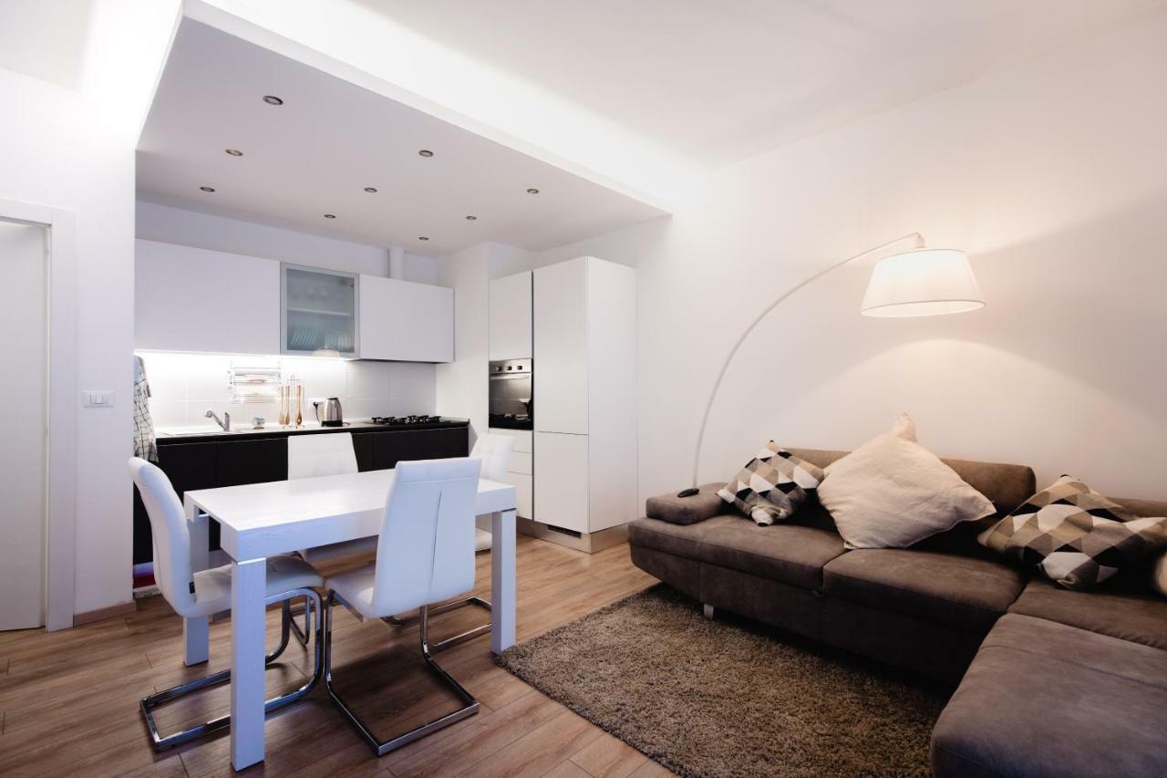 La Boutique Del Vento - Esclusivo In Pieno Centro Apartment Trieste Exterior photo