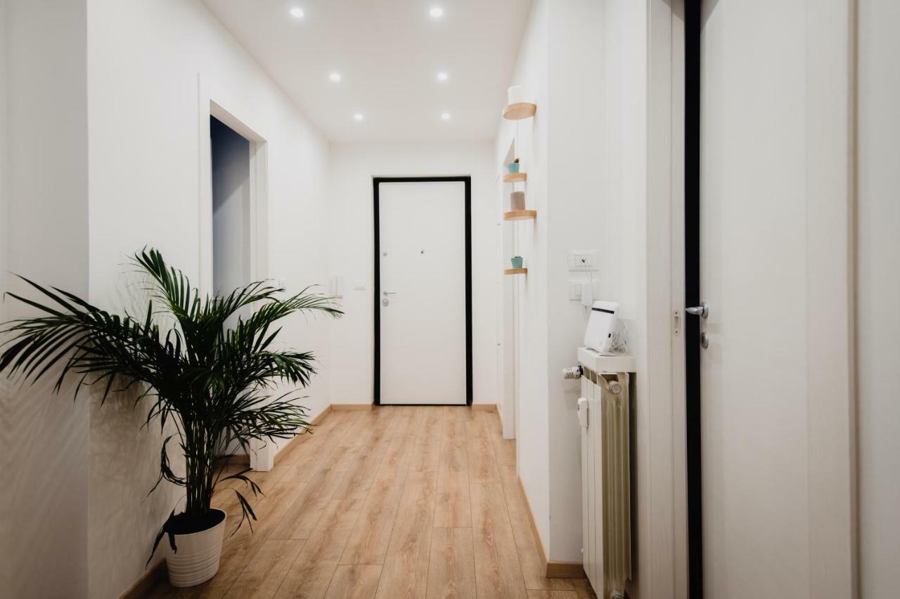 La Boutique Del Vento - Esclusivo In Pieno Centro Apartment Trieste Exterior photo